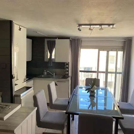 T3 Duplex 63M2 A 50 Metres De La Mer Lägenhet Agde